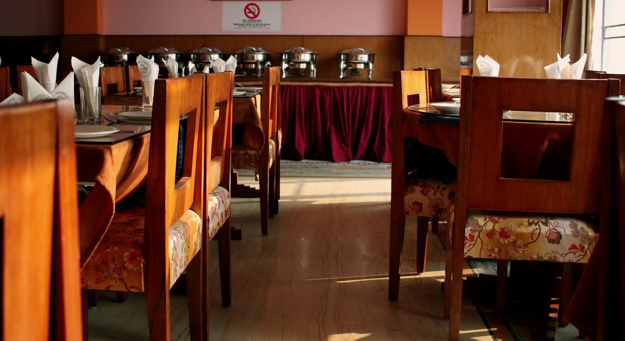 Jain Group Sikkim Continental 호텔 강토크 외부 사진